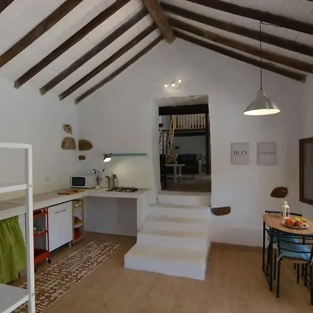 Suvan, La Casa De La Felicidad Hébergement de vacances *